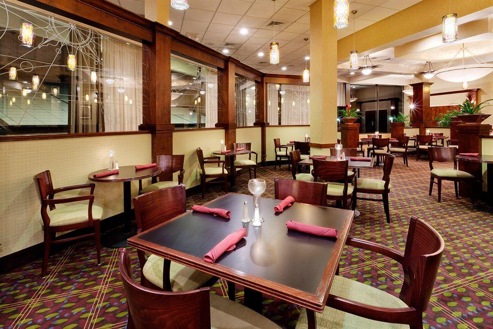 Fairfield Inn & Suites Springfield Енфийлд Екстериор снимка
